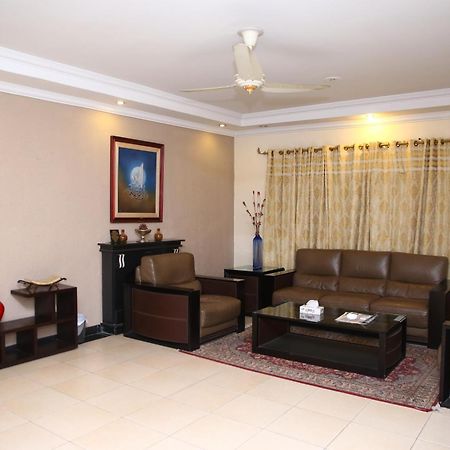 Hotel Safari Club 3 Bahria Town Rawalpindi Esterno foto